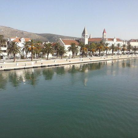 Apartment Meri Trogir Exterior foto