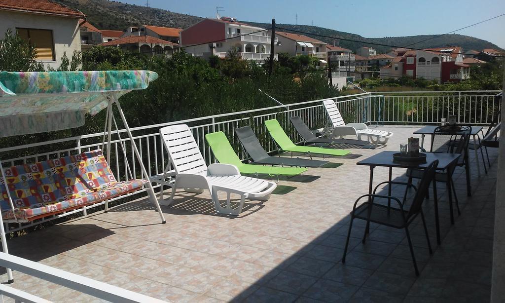 Apartment Meri Trogir Exterior foto