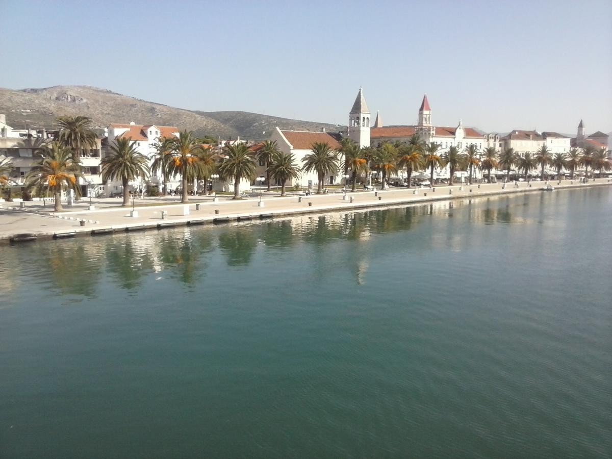 Apartment Meri Trogir Exterior foto