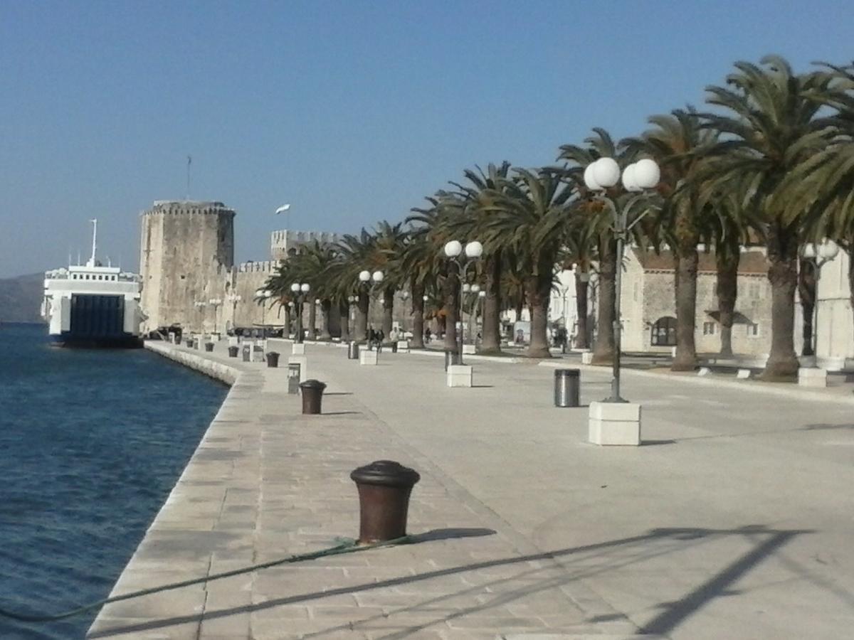 Apartment Meri Trogir Exterior foto